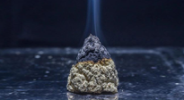 【艾草知識(shí)】灸完的艾灰千萬(wàn)別扔，它還有這些神奇功效！